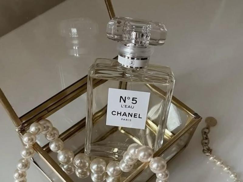 Chanel No. 5 L'Eau: Sự Tinh Tế Và Hiện Đại